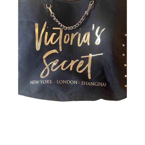 Victorias Secret Black Tote Love Victoria Chain Handle Gold Studs - Picture 7 of 11